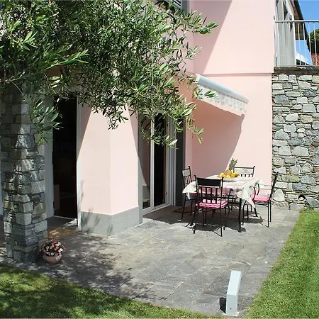 Apartment Olive Ferienwohnung Mit Garten Vercana